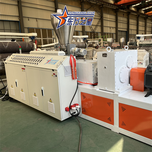 Ligne rigide claire d'extrusion de feuille de PVC blister emballant la machine transparente de fabrication de plat de PVC