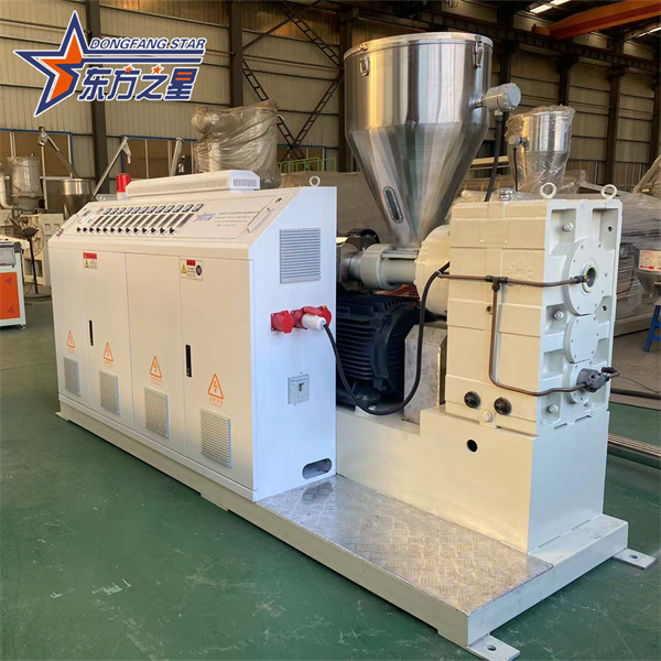 Machine d'extrusion de feuilles de PVC - Ligne automatique à haute productivité